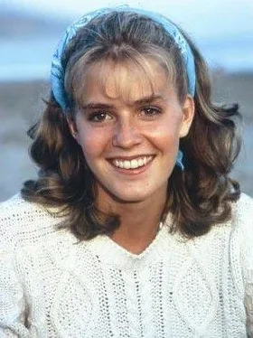 Ali Mills — Elisabeth Shue