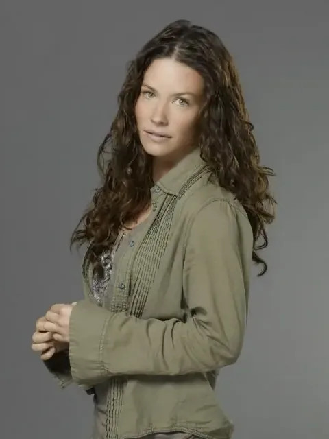 Kate Austen — Evangeline Lilly
