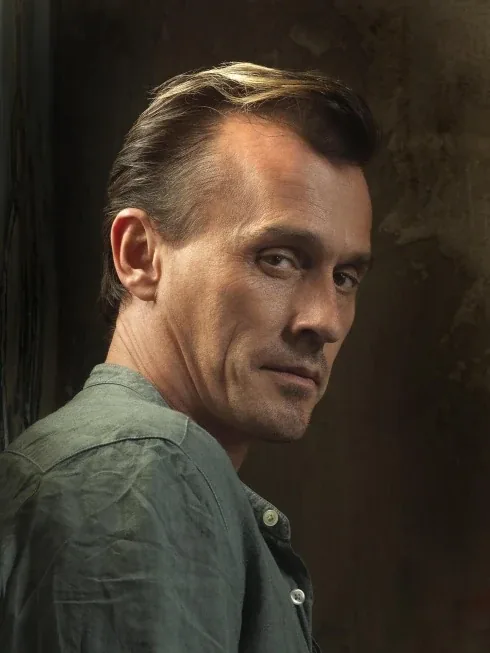 Theodore "T-Bag" Bagwell — Robert Knepper