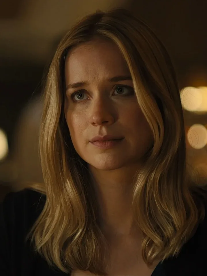 Vanessa — Elizabeth Lail