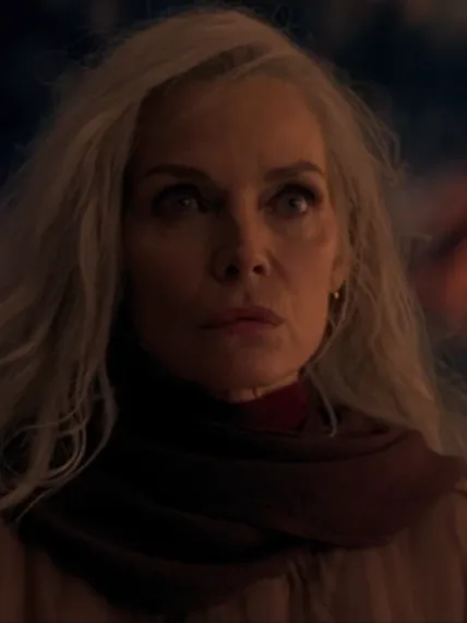 Wasp — Michelle Pfeiffer